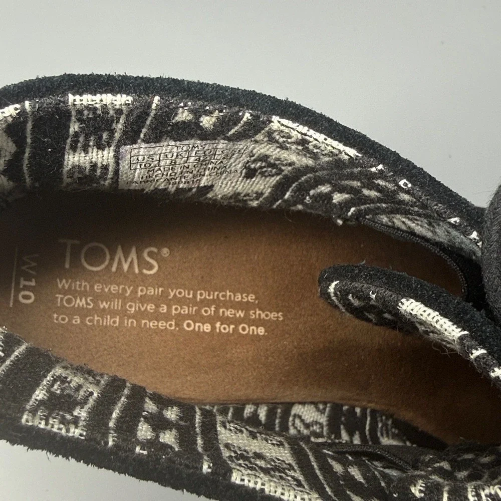 Toms Women's Black Suede Wedge Boots Size 10‎